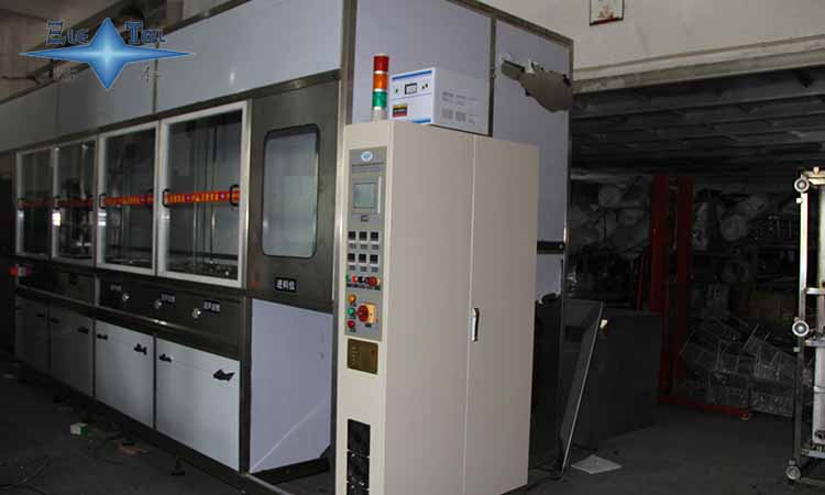 三槽超聲波清洗機(jī)生產(chǎn)廠家哪家好？