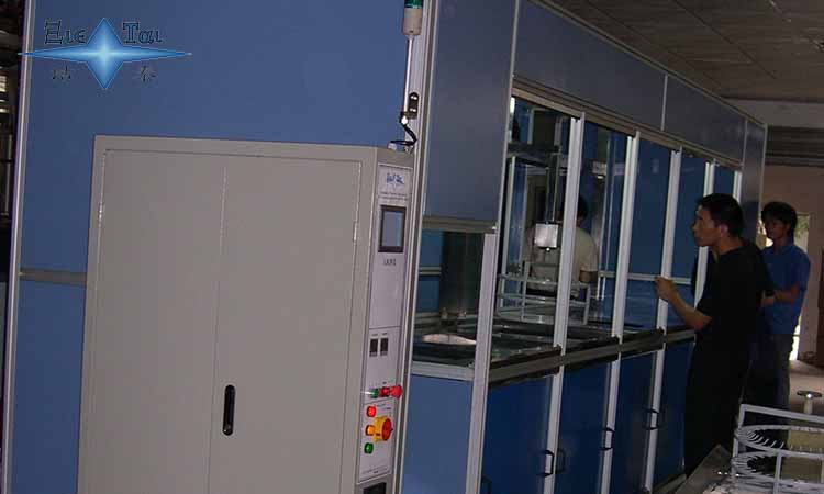 【潔泰】全自動智能柔性碳?xì)浠衔镎婵粘暡ㄇ逑礄C(jī)