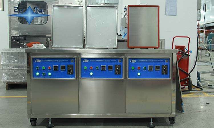 超聲波清洗機(jī)在航空行業(yè)中的應(yīng)用與優(yōu)勢