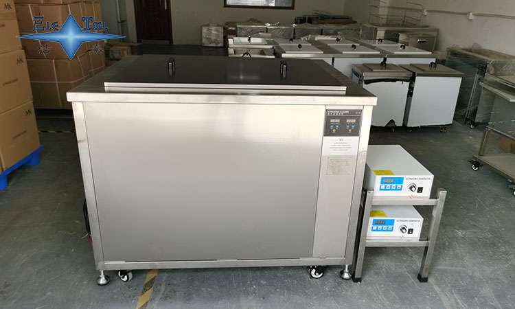 超聲波清洗機(jī)在金屬電子元件清洗中的應(yīng)用與優(yōu)勢(shì)