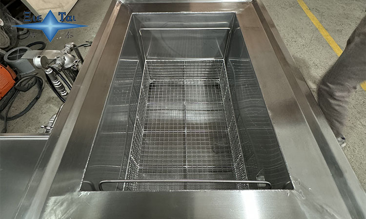 超聲波清洗機怎么選?潔泰20年老師傅團隊:專治各種“奇形怪狀”,非標定制不將就 超聲波清洗機怎么選?潔泰20年老師傅團隊:專治各種“奇形怪狀”,非標定制不將就